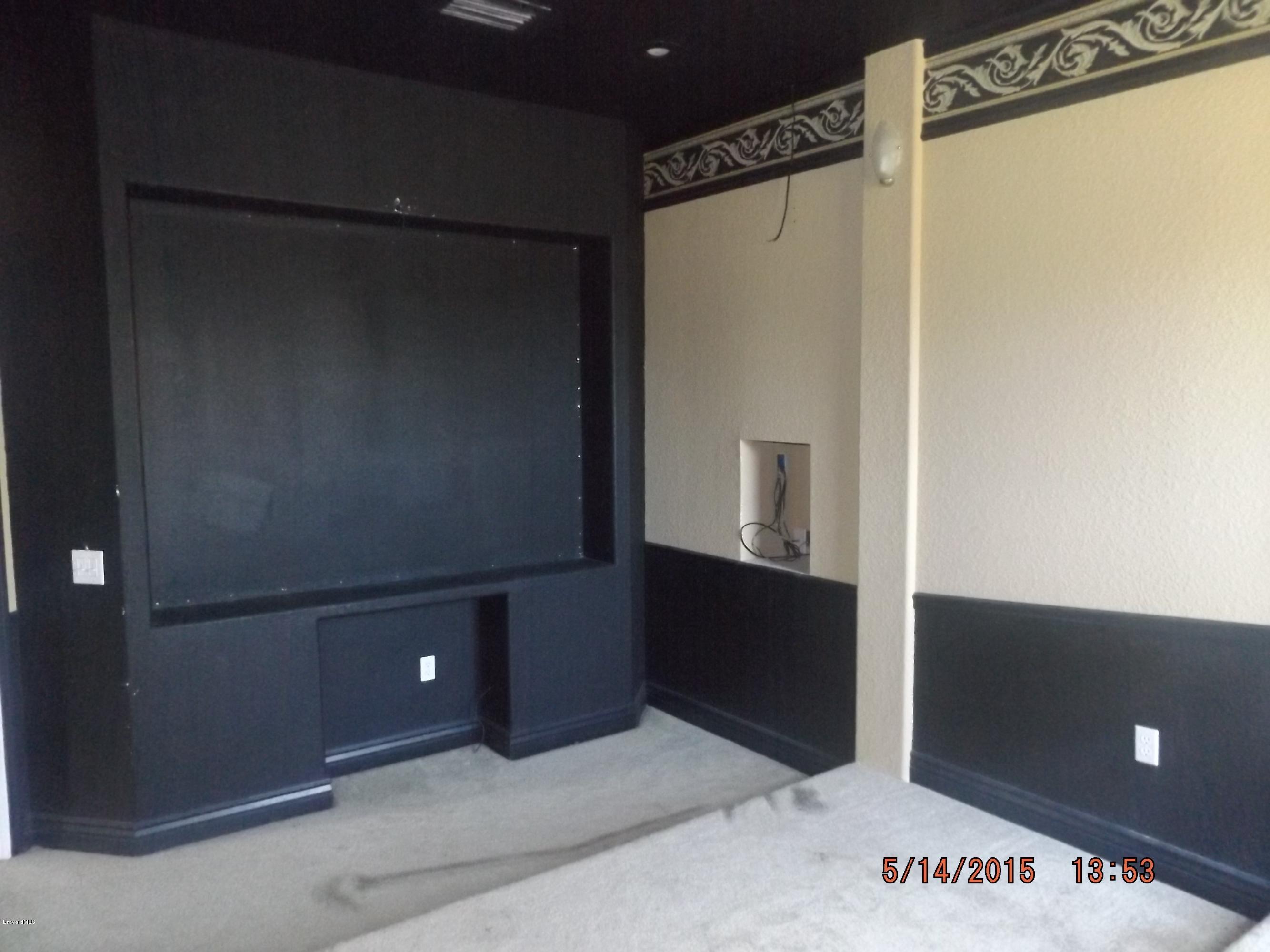 3201 Aurora Road Melbourne, FL 32934 - Photo 13 of 18 a view of an empty room