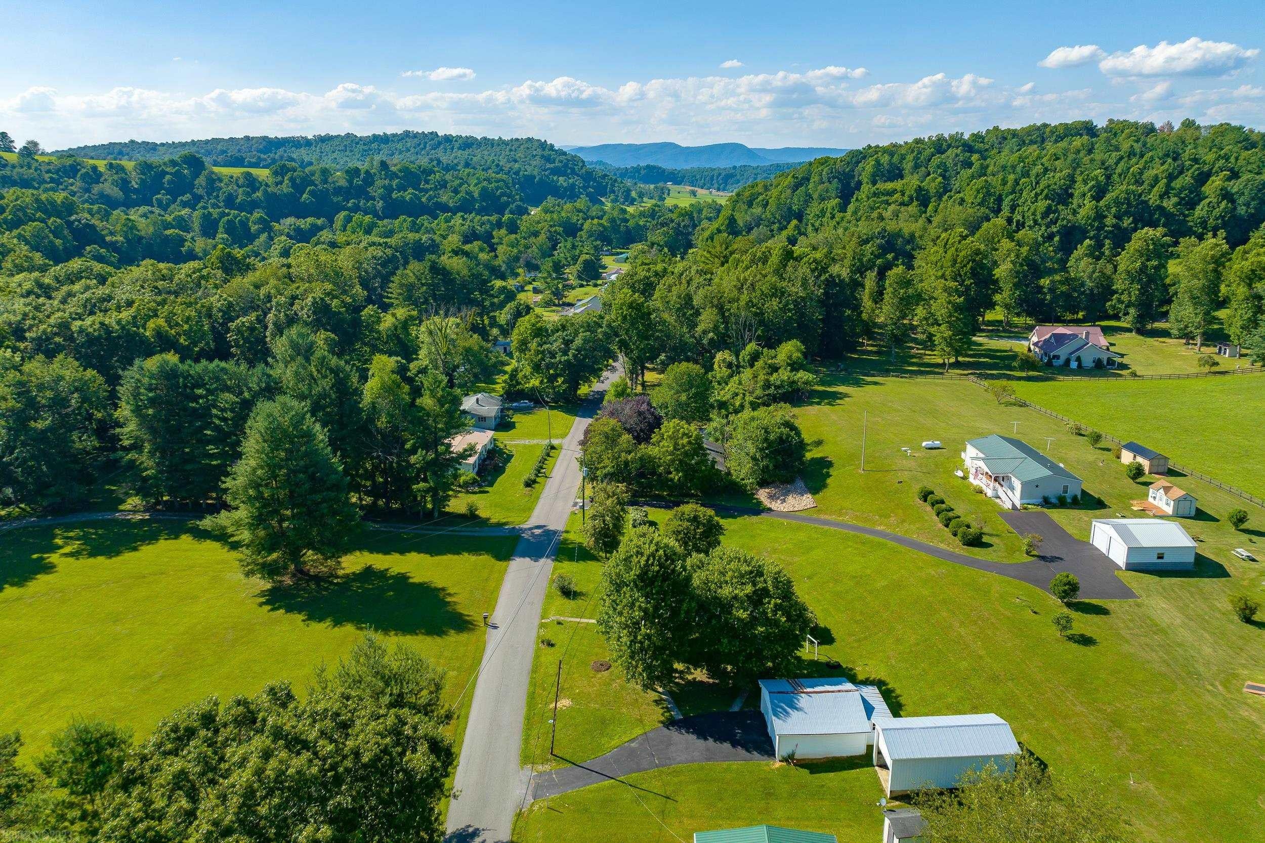 619 Stoney Battery Road Marion, VA 24354 - Photo 52 of 58 Gallery Image 52