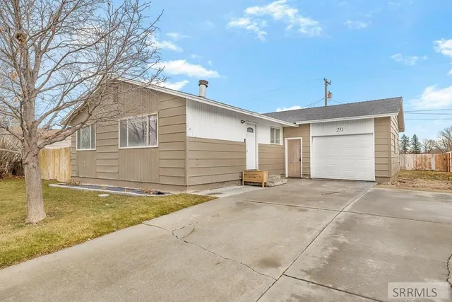 $295,000 | 251 Brent Way, Shelley, ID 83274