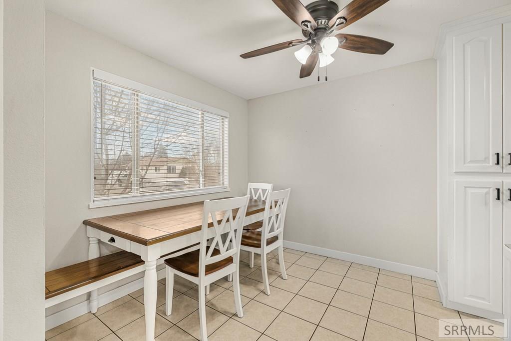 251 Brent Way Shelley, ID 83274 - Photo 6 of 18 Dining