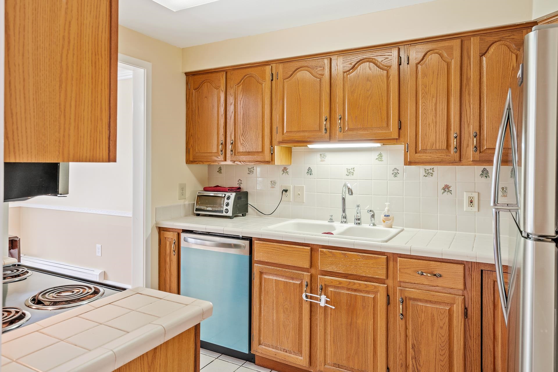 7 Lady Slipper Court Rochester, NH 03867 - Photo 8 of 33