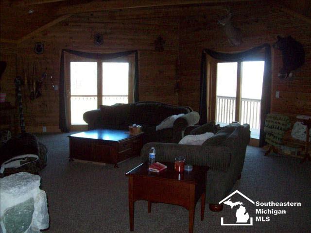 11515 Dixon Road Monroe, MI 48161 - Photo 6 of 20 20349222-5.JPG