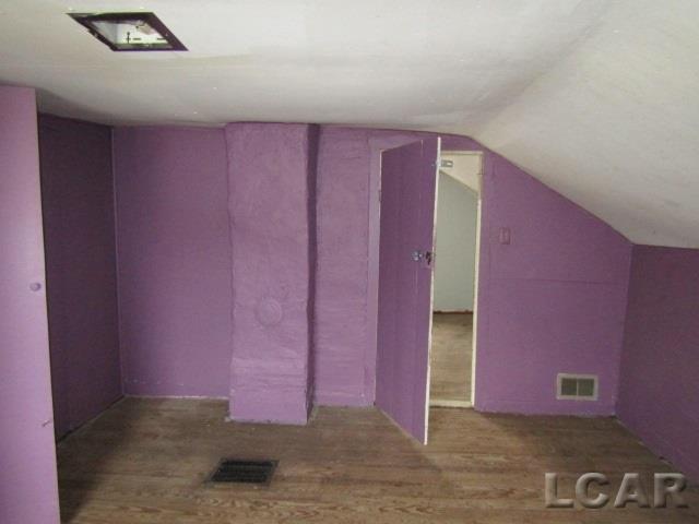 1018 Sutton Road Adrian, MI 49221 - Photo 12 of 12 31369164-11.JPG