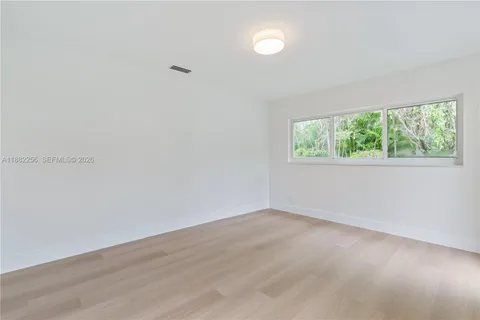 $2,740,000 | 3341 Northeast 38th Street, Fort Lauderdale, FL 33308