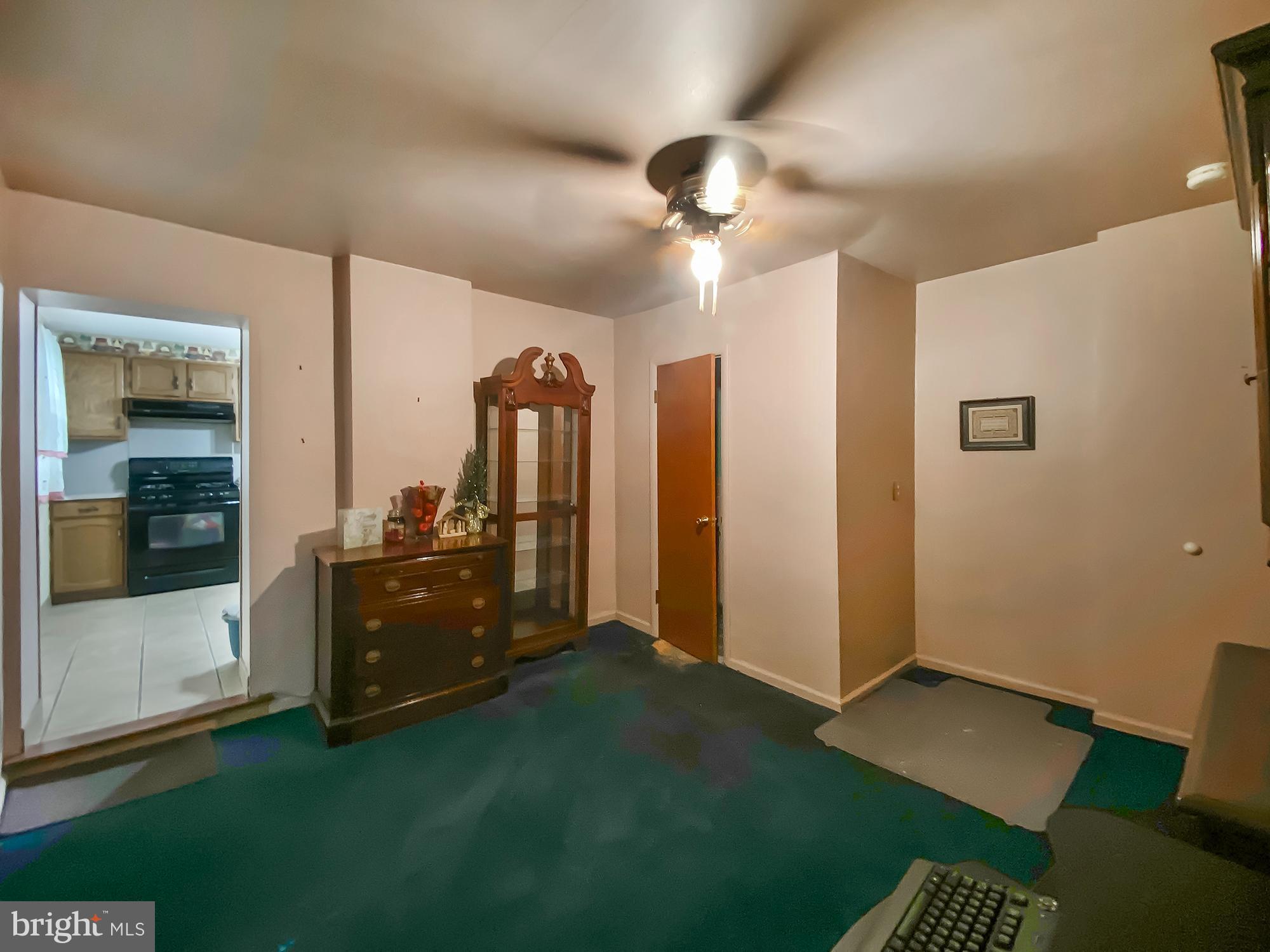 323 East Basin Street Norristown, PA 19401 - Photo 4 of 24 Dining room