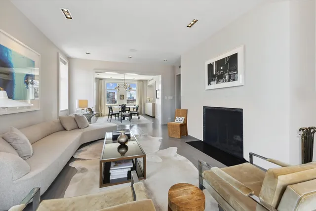 $3,495,000 | 465 West 23rd Street, Unit 19D | Chelsea