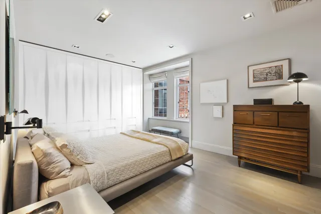 $3,495,000 | 465 West 23rd Street, Unit 19D | Chelsea