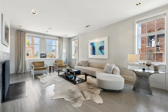 $3,495,000 | 465 West 23rd Street, Unit 19D | Chelsea
