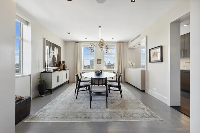 $3,495,000 | 465 West 23rd Street, Unit 19D | Chelsea