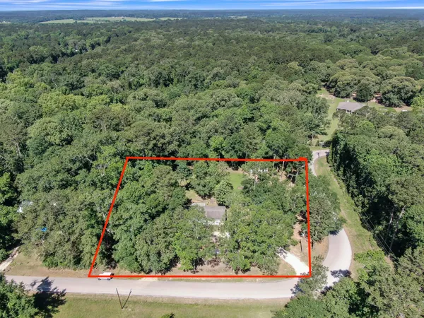 $285,000 | 161 Lake Road, Coldspring, TX 77331