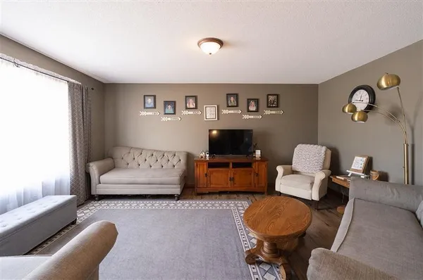 $395,000 | 804 Southwest 11th Avenue, Rice, MN 56367