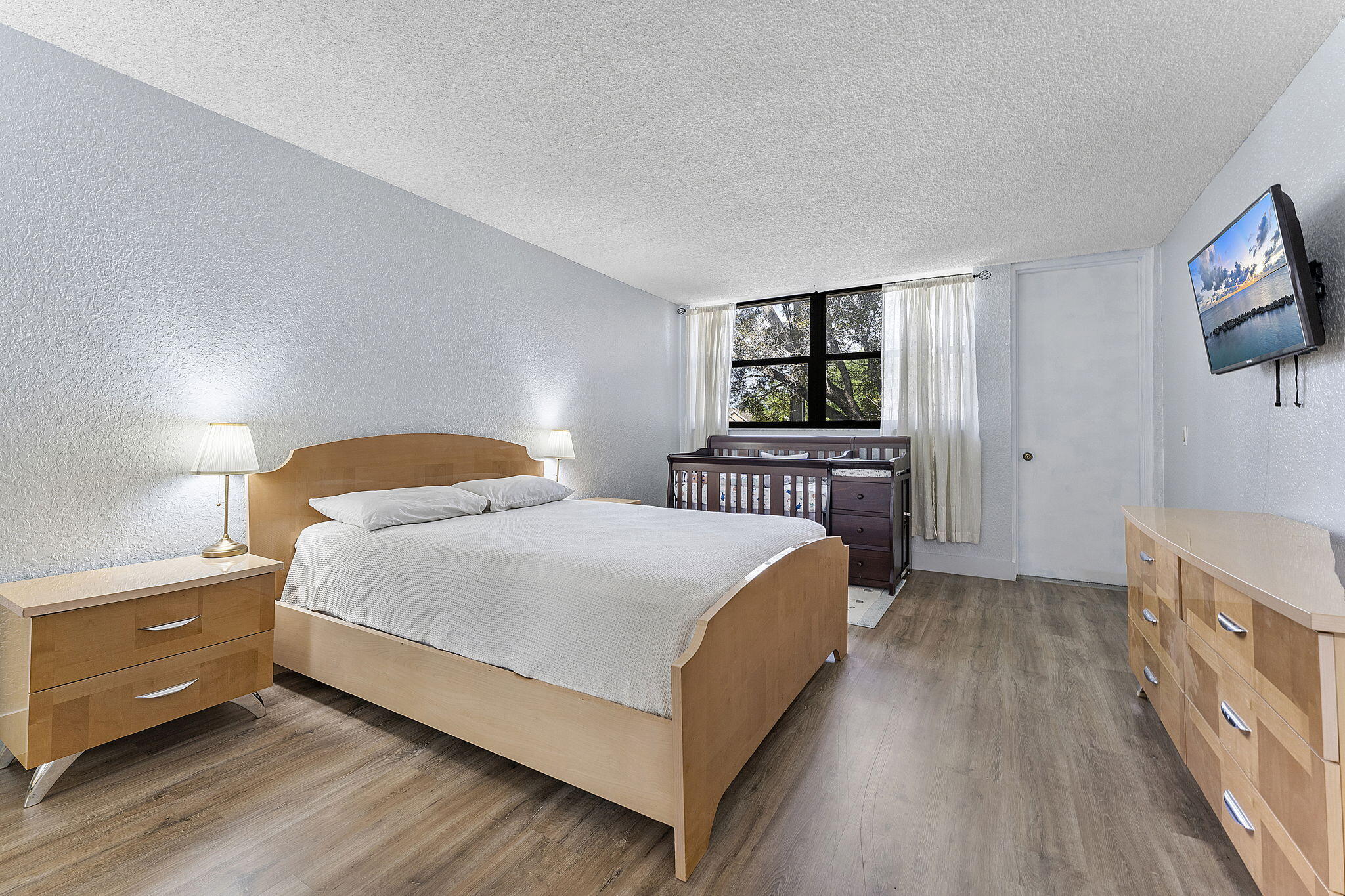 16475 Golf Club Road, Unit 207 Weston, FL 33326 - Photo 12 of 32 Primary Bedroom