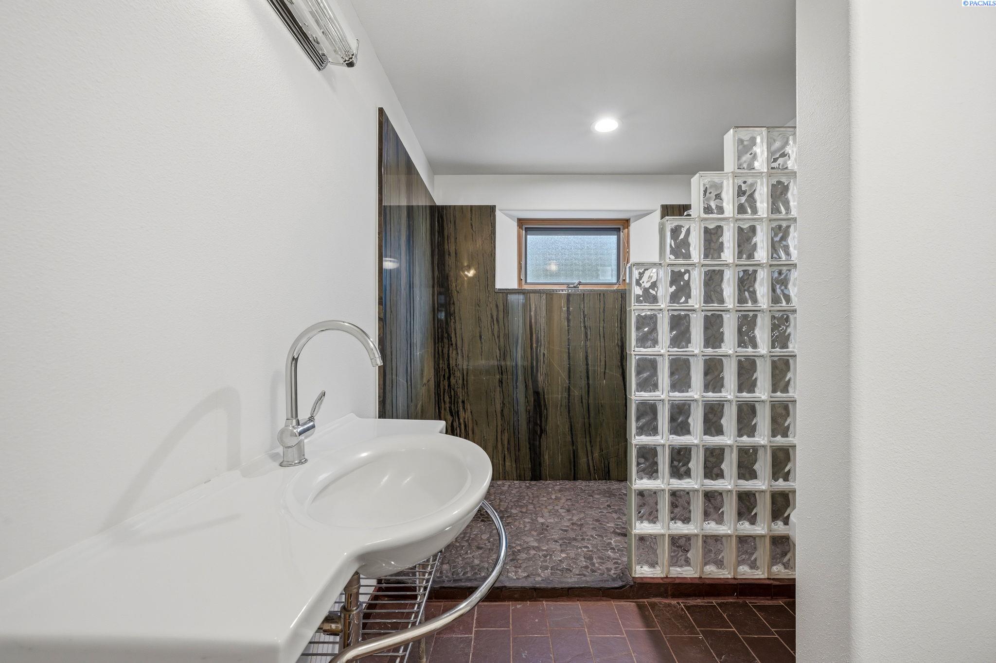 651 Klemgard Road Pullman, WA 99163 - Photo 22 of 50 Gallery Image 22
