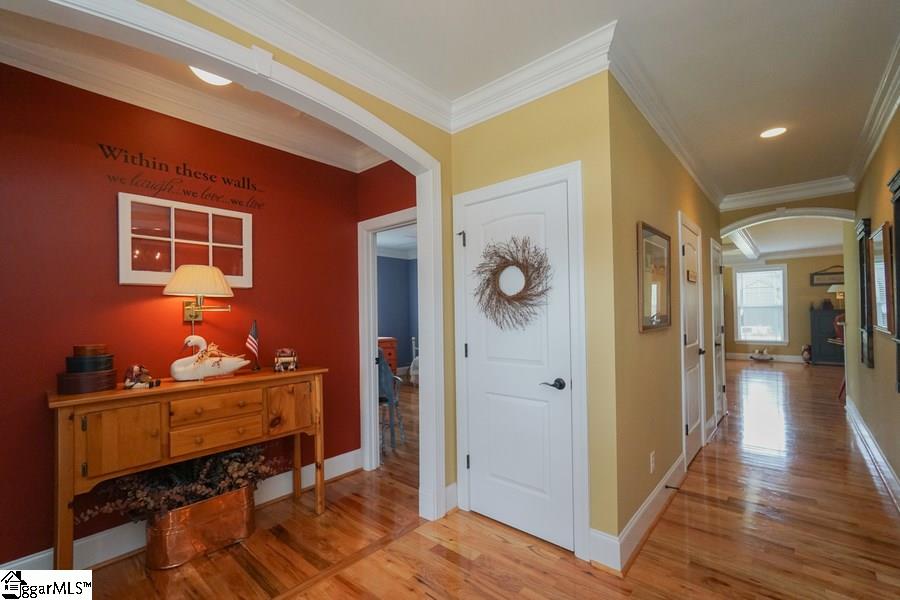 14 Rox Run Simpsonville, SC 29681 - Photo 2 of 36 Gallery Image 2