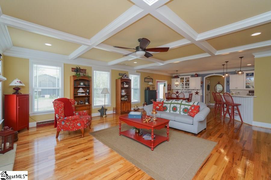 14 Rox Run Simpsonville, SC 29681 - Photo 6 of 36 Gallery Image 6