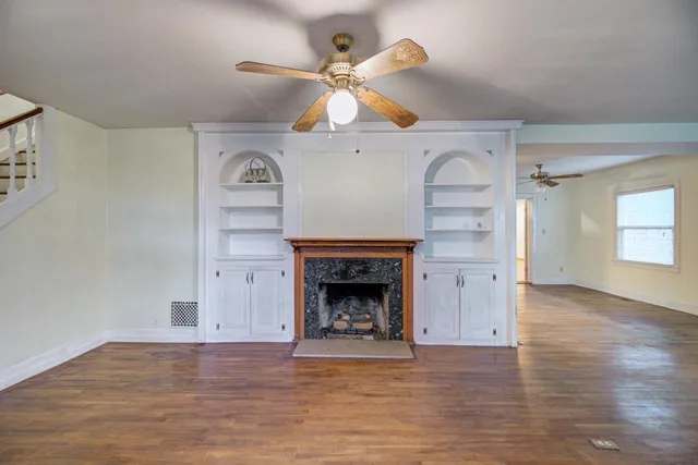 $174,900 | 1113 East 10th Avenue, Winfield, KS 67156