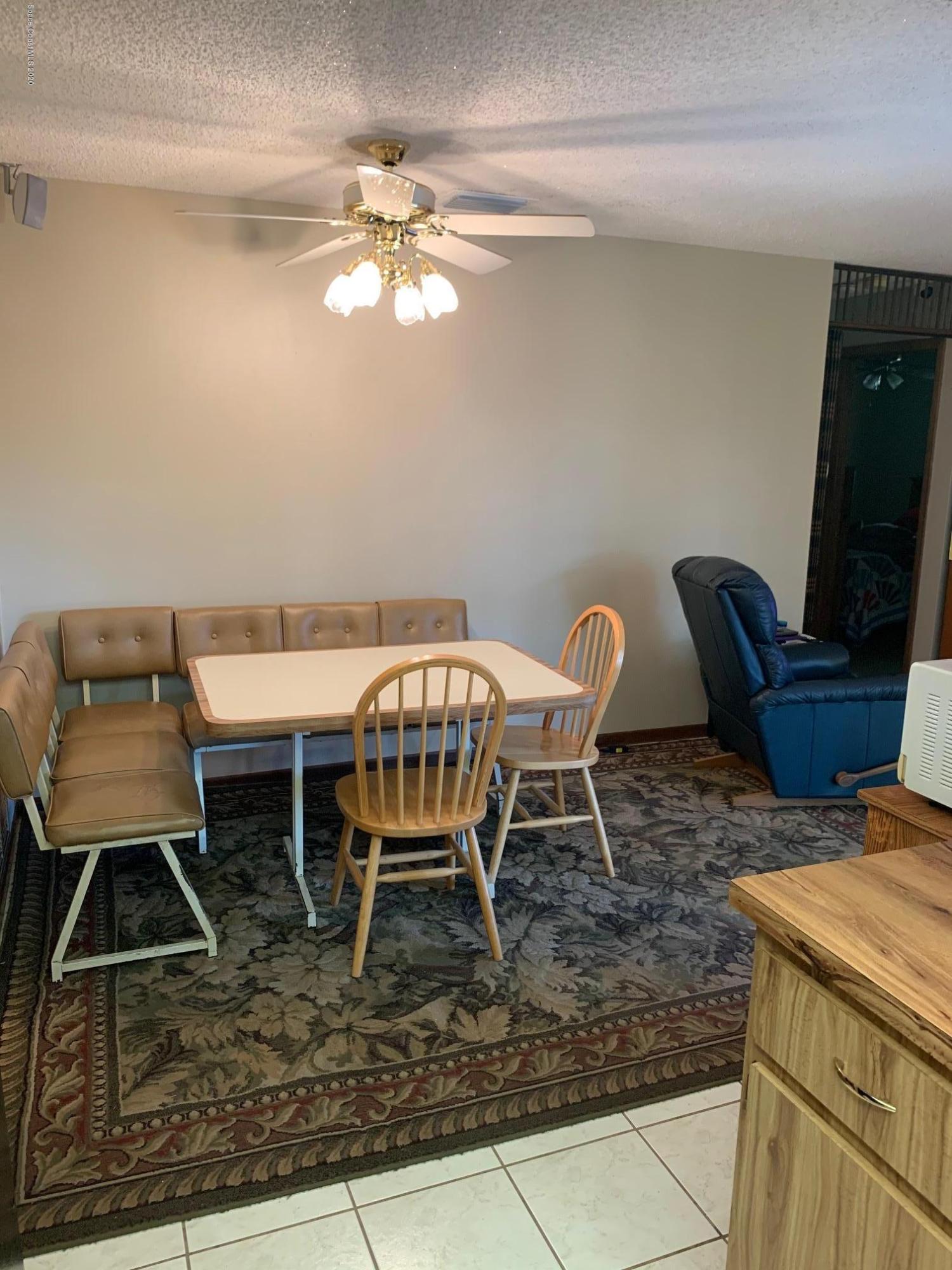 1640 West Shores Road Melbourne, FL 32935 - Photo 8 of 10 butchie table