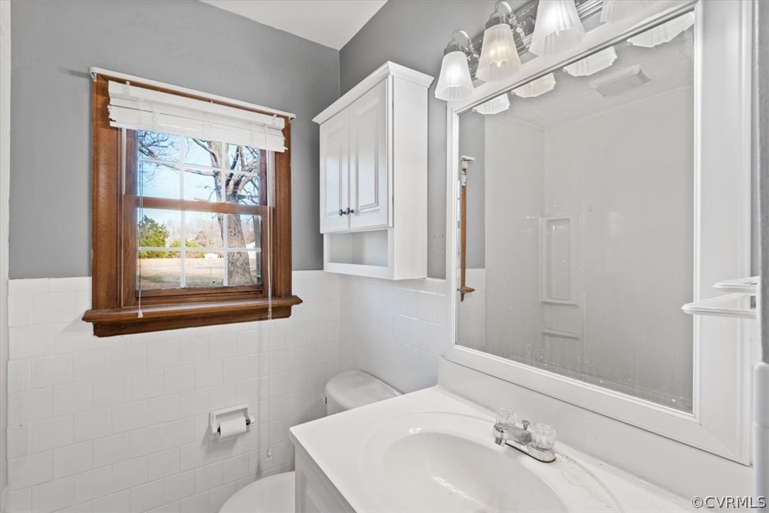 989 Grapevine Road Sandston, VA 23150 - Photo 16 of 26 Gallery Image 16