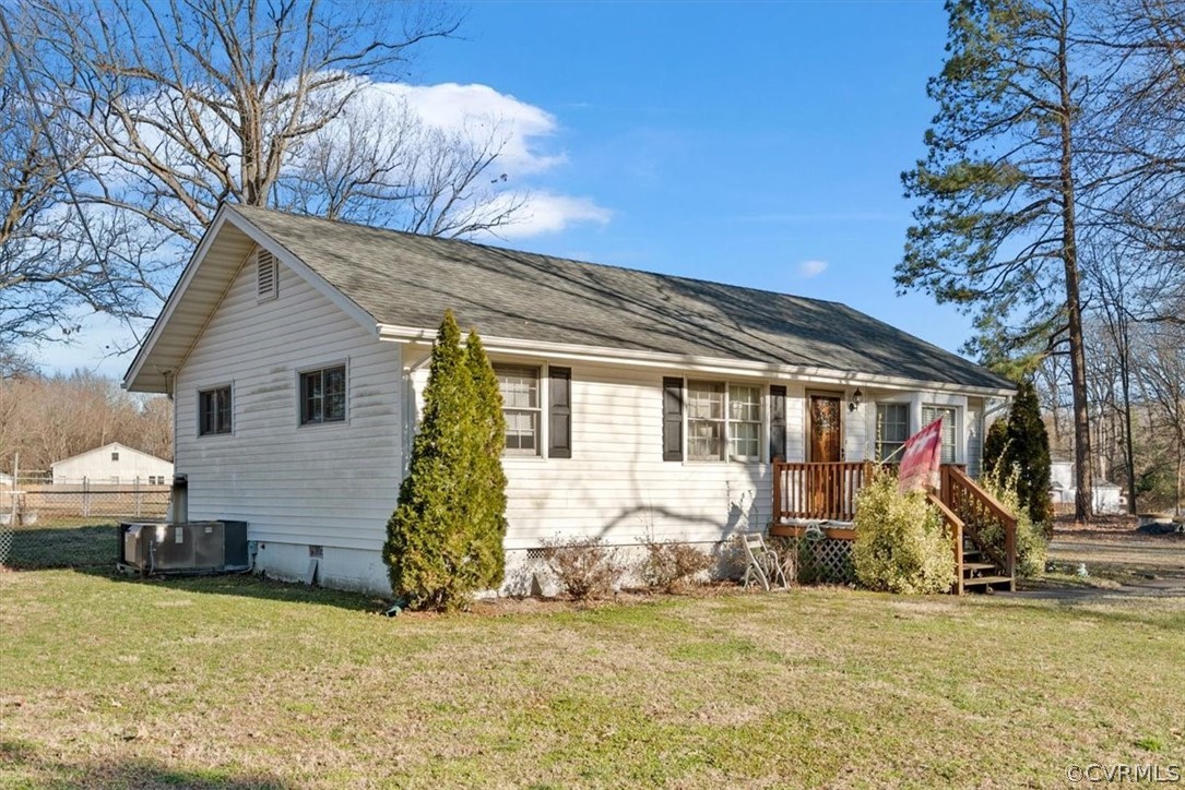 989 Grapevine Road Sandston, VA 23150 - Photo 2 of 26 Gallery Image 2