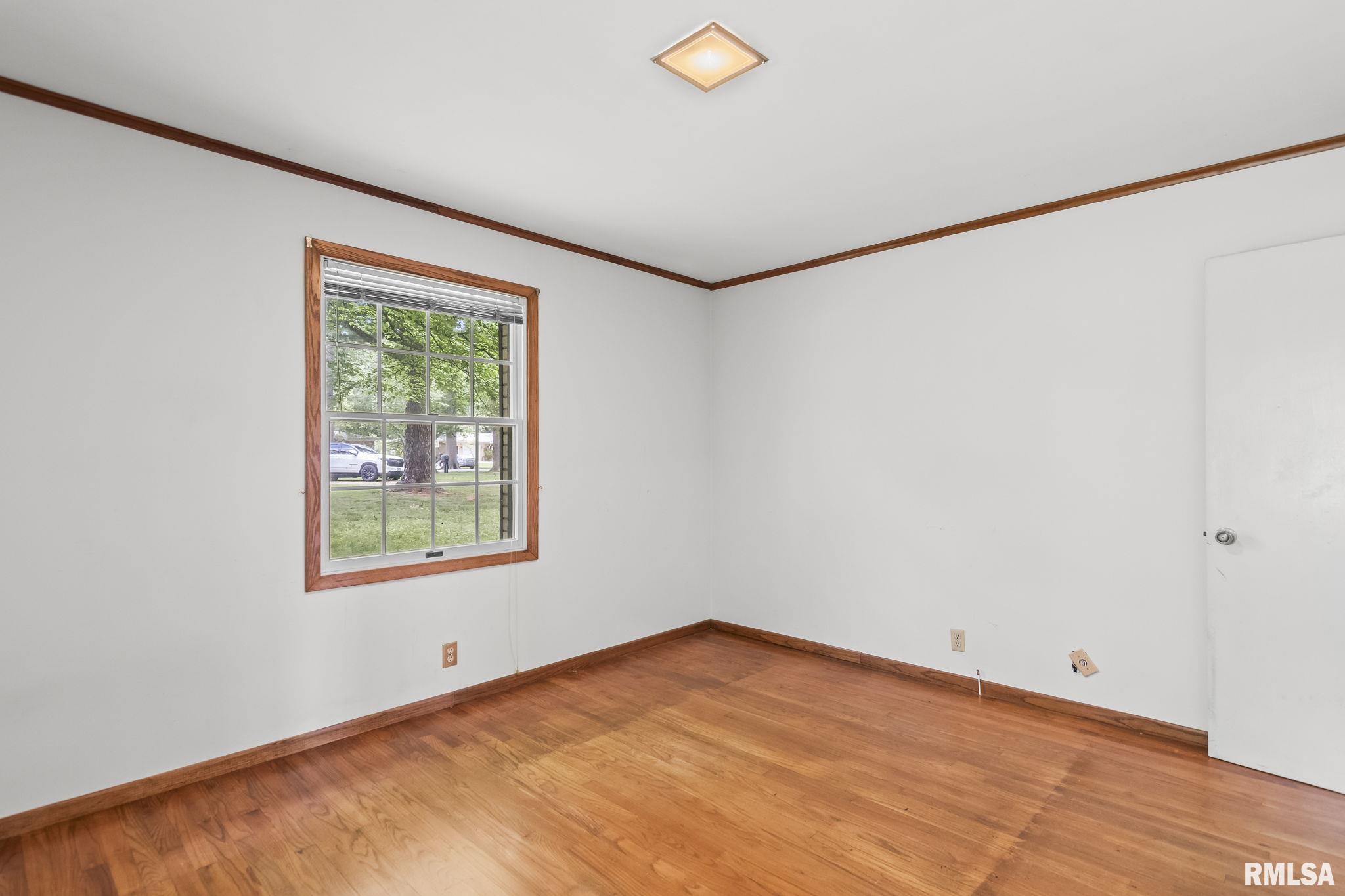 21 West Hazel Dell Lane Springfield, IL 62703 - Photo 16 of 39 Gallery Image 16