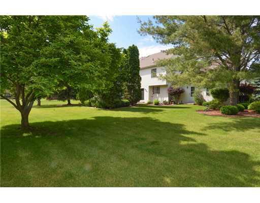 15288 Hunting Ridge Trail Granger, IN 46530 - Photo 11 of 21 Gallery Image 11