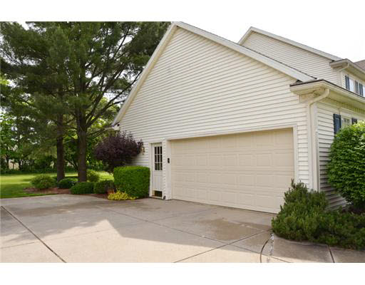15288 Hunting Ridge Trail Granger, IN 46530 - Photo 14 of 21 Gallery Image 14