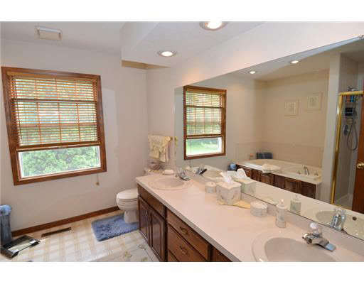 15288 Hunting Ridge Trail Granger, IN 46530 - Photo 10 of 21 Gallery Image 10
