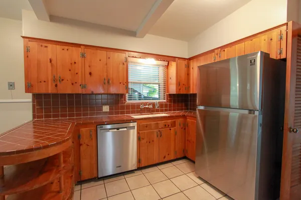 $2,495 | 5712 Fairlane Drive, Austin, TX 78757