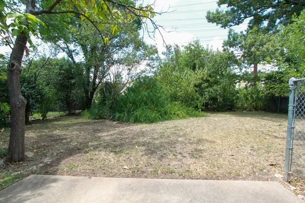 $2,495 | 5712 Fairlane Drive, Austin, TX 78757