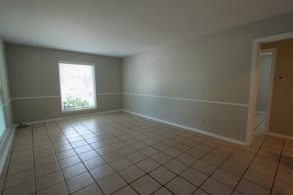 $2,495 | 5712 Fairlane Drive, Austin, TX 78757