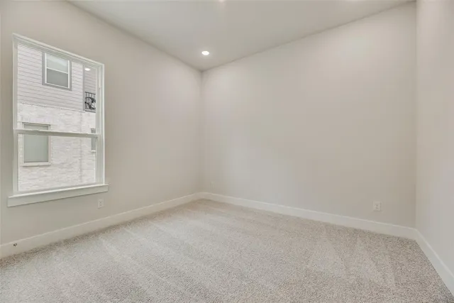 $574,990 | 925 Heights Way, Plano, TX 75075