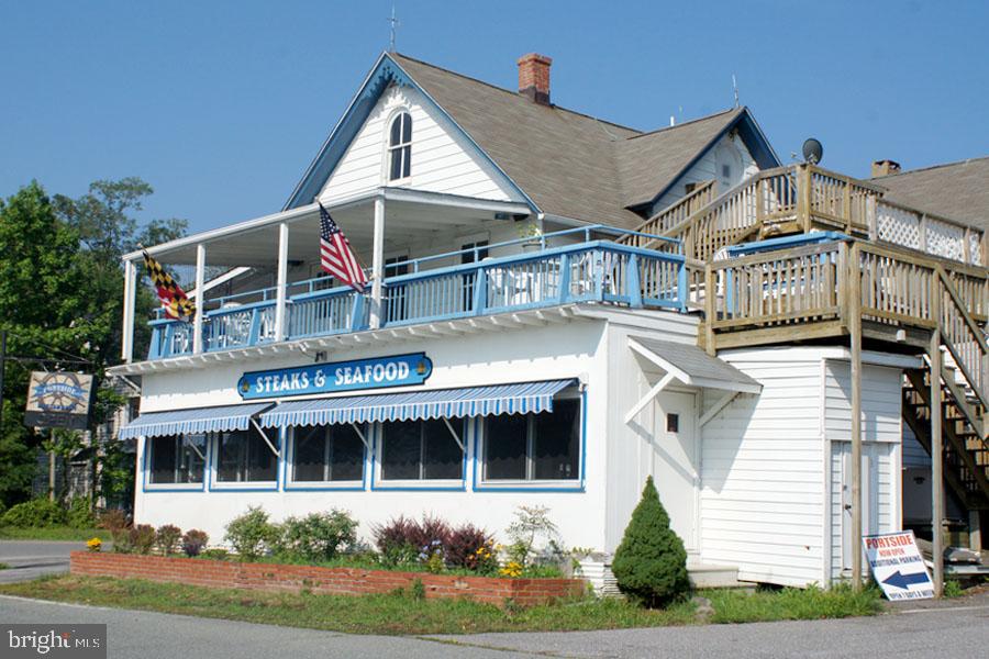 4475 Muddy Creek Road Harwood, MD 20776 - Photo 52 of 59 Minutes to Popular Local Seafood Eateries!