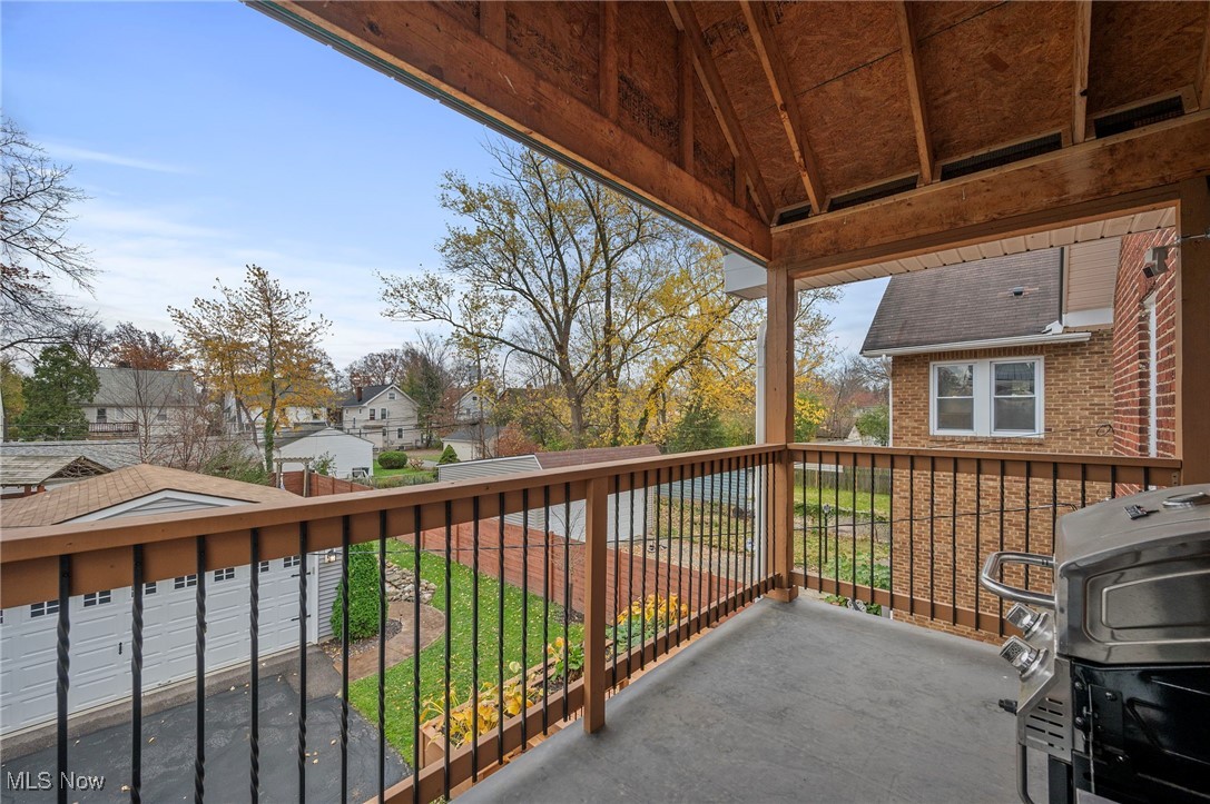 2231 Cranston Road Cleveland, OH 44118 - Photo 24 of 35 Gallery Image 24
