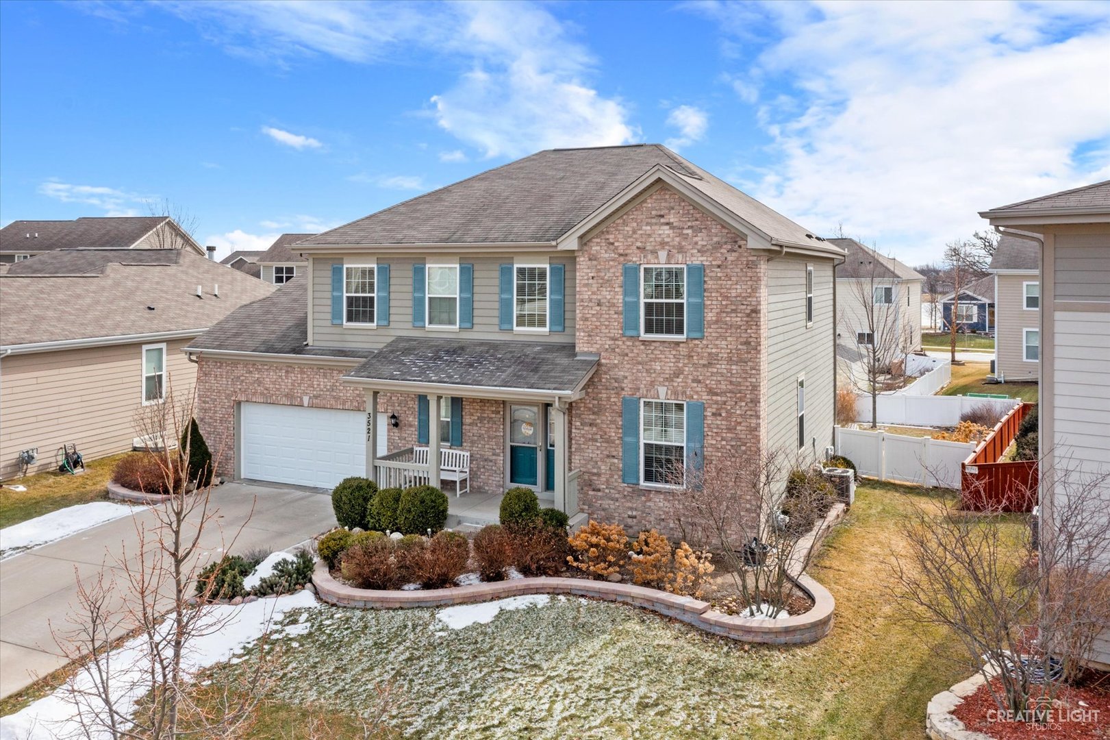 3521 English Prairie Road Elgin, IL 60124 - Photo 2 of 35 a front view of a house with a yard