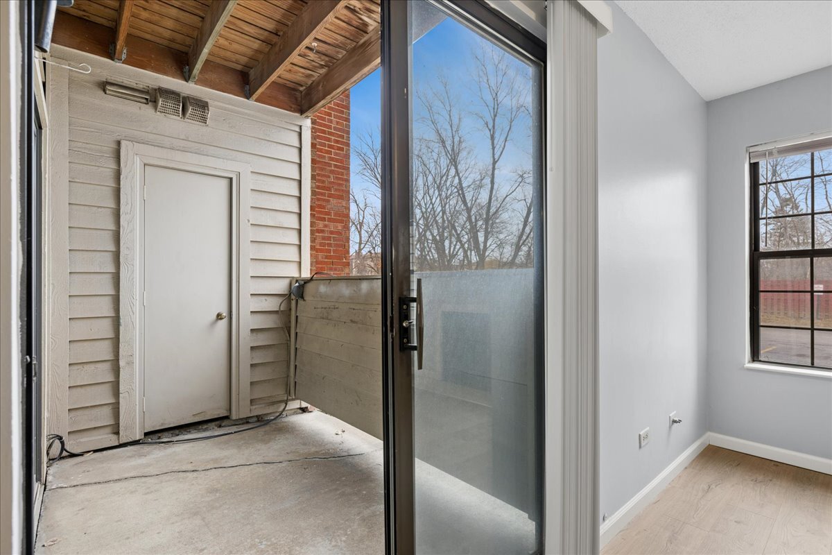 1911 North Hicks Road, Unit 103 Palatine, IL 60074 - Photo 18 of 19