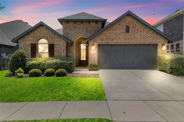 $389,990 | 7004 Trailhead Street, Little Elm, TX 76227
