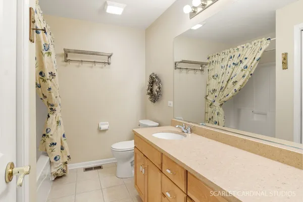 $650,000 | 1N118 Mission Court, Winfield, IL 60190