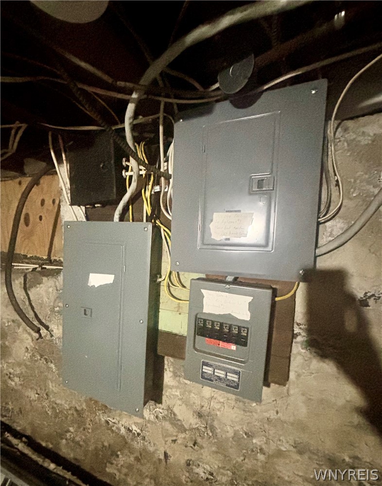 127 14th Street Buffalo, NY 14213 - Photo 23 of 24 Electric Panels