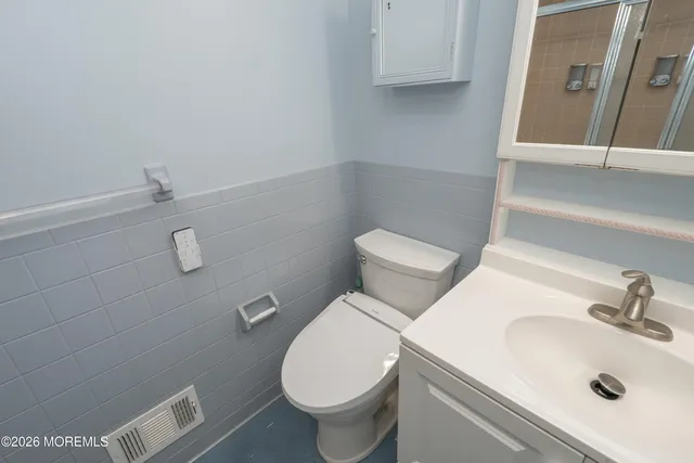 $329,900 | 42 Buttonwood Court, Lakewood, NJ 08701