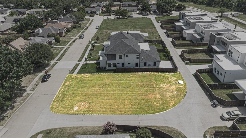 9749 Williford Trail Frisco, TX 75033 - Photo 7 of 30 an aerial view of a swimming pool