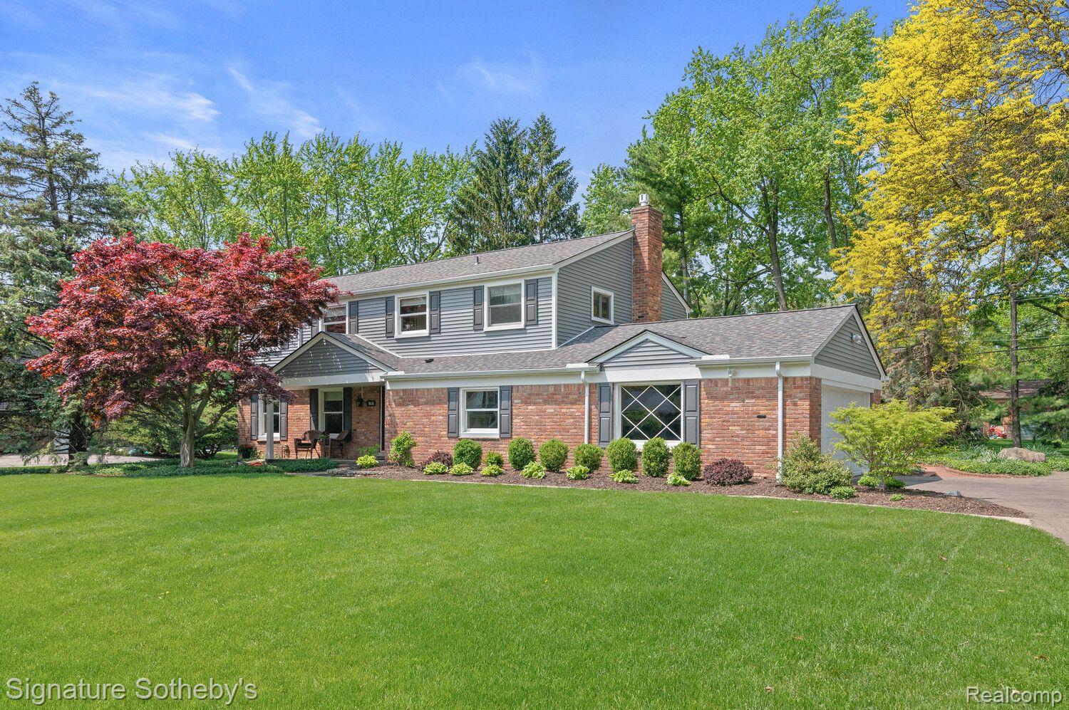 5634 Pebbleshire Road Bloomfield Hills, MI 48301 - Photo 2 of 34 Welcome to 5634 Pebbleshire Road!