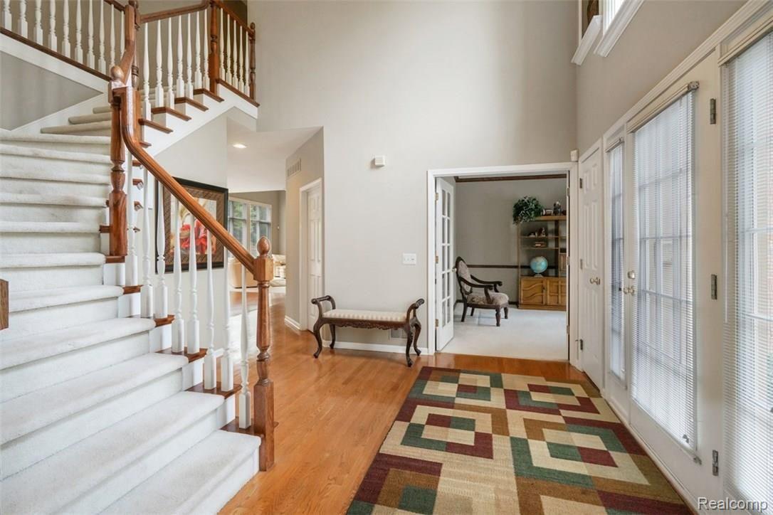 1265 Creek Pointe Drive Rochester, MI 48307 - Photo 2 of 41 dsc02244-dsc02246.jpg