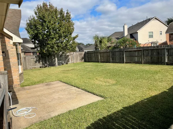 $3,300 | 3128 Red Maple Drive, Friendswood, TX 77546