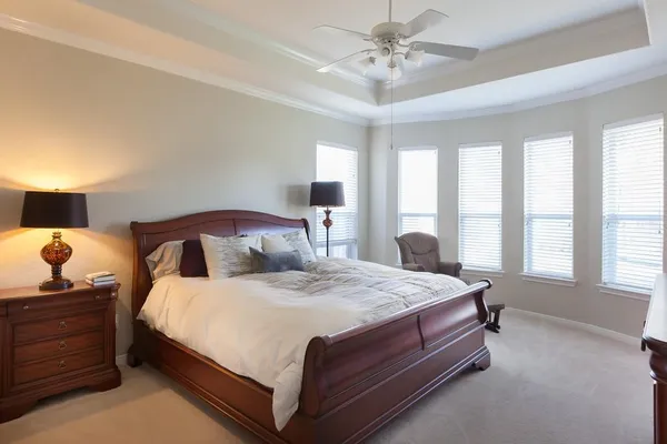 $3,300 | 3128 Red Maple Drive, Friendswood, TX 77546