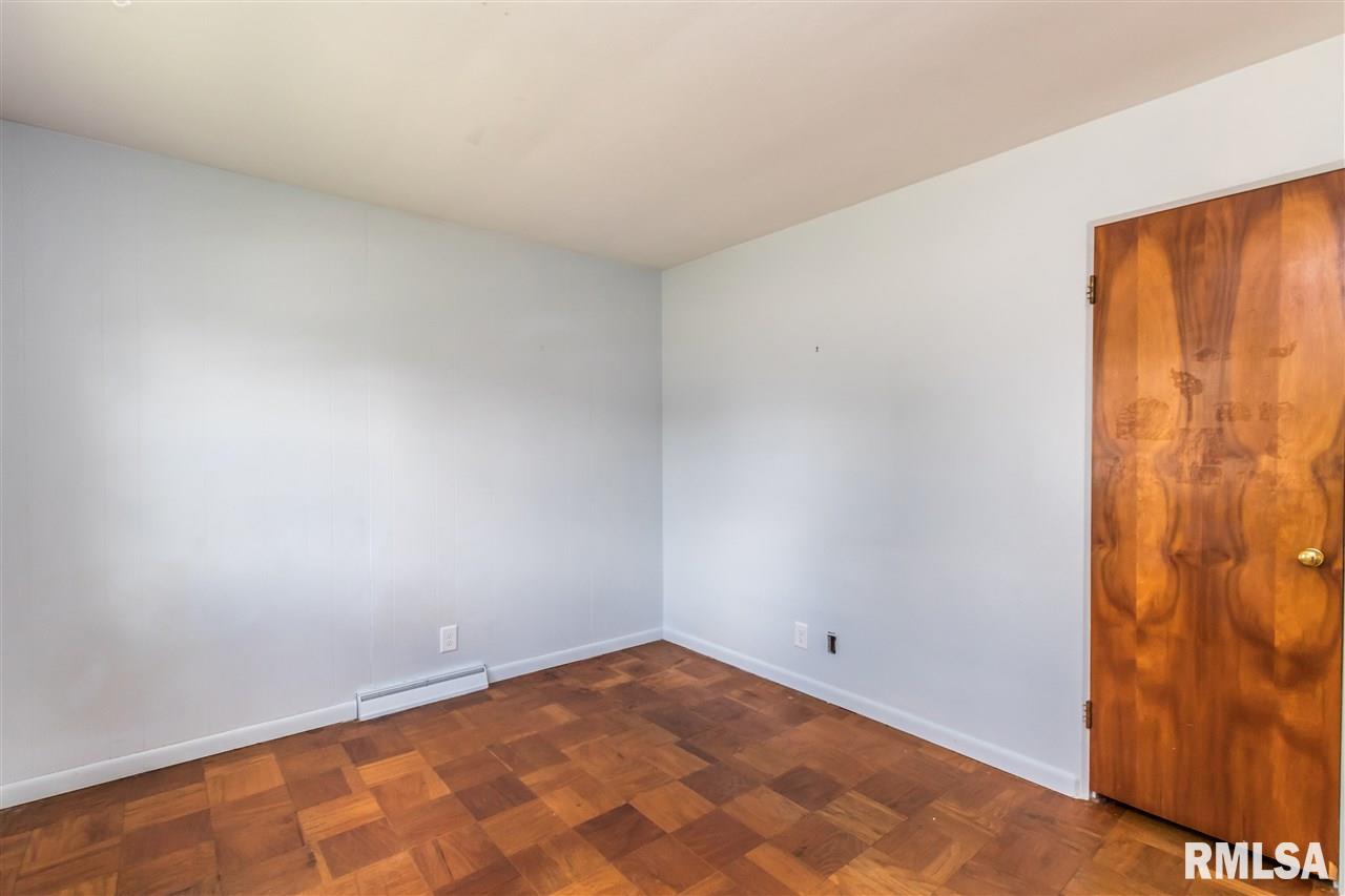 307 Devonshire Road Washington, IL 61571 - Photo 19 of 31 Gallery Image 19