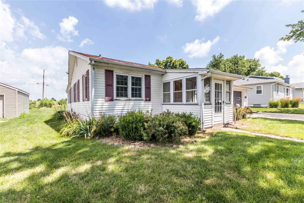 307 Devonshire Road Washington, IL 61571 - Photo 2 of 31 Gallery Image 2