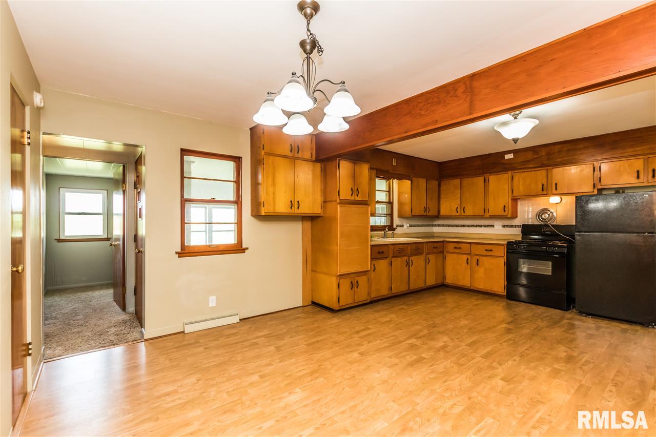 307 Devonshire Road Washington, IL 61571 - Photo 10 of 31 Gallery Image 10