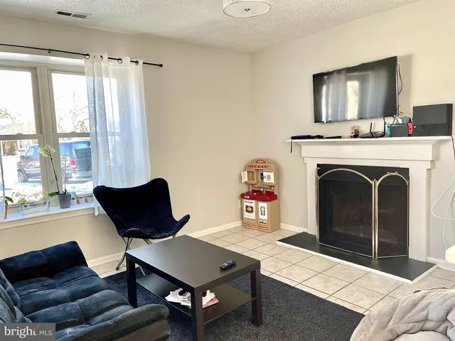 $2,400 | 27 Franklin Place, Voorhees, NJ 08043