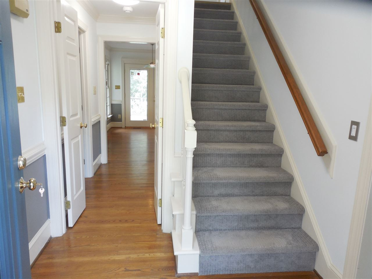 2605 Ridgewell Court Raleigh, NC 27613 - Photo 5 of 24 Entry
