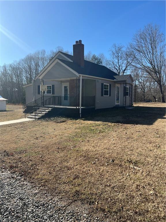 668 Hampton Road Eden, NC 27288 - Photo 2 of 25
